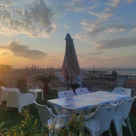 דירות פלקונרה מריטימה La Terrazza מראה חיצוני תמונה