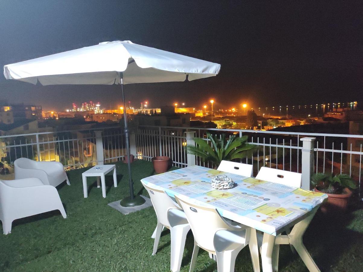 דירות פלקונרה מריטימה La Terrazza מראה חיצוני תמונה