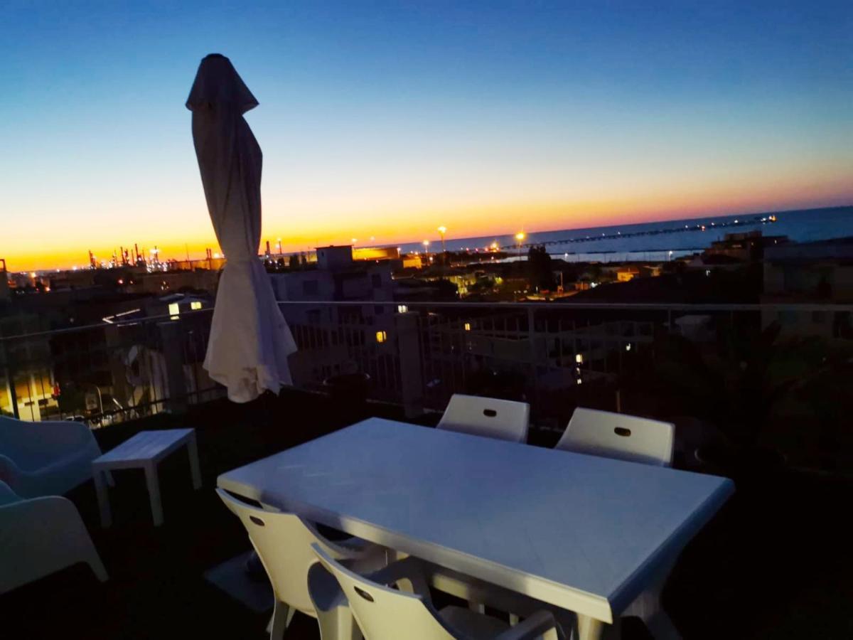 דירות פלקונרה מריטימה La Terrazza מראה חיצוני תמונה